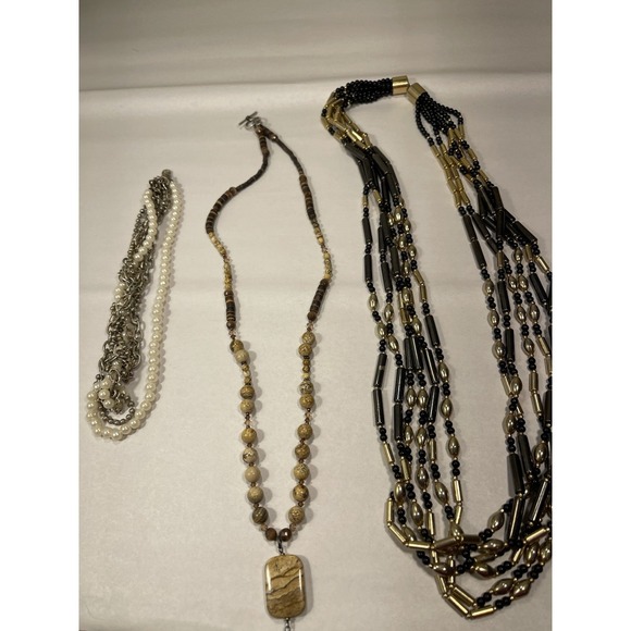 Lot Of 32 Necklaces Vintage To Modern & 26 Pendants - Picture 14 of 16